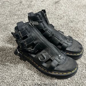 Dr Martens Sandals
